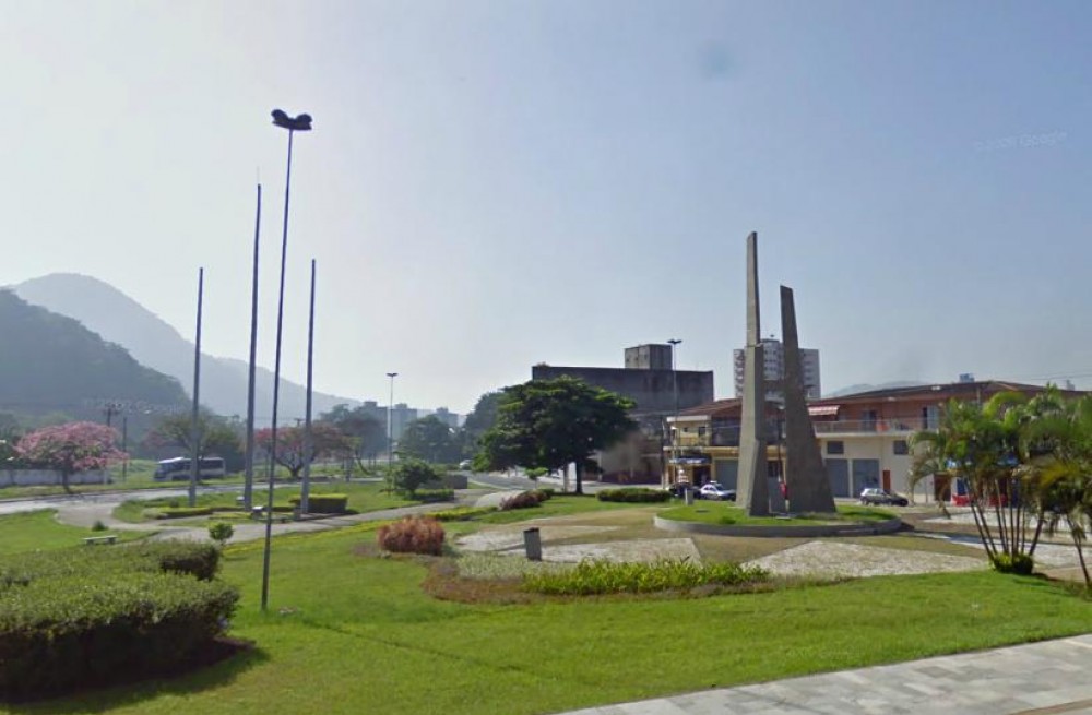 [PRAÇA DOS EMANCIPADORES]