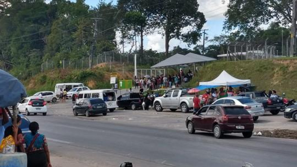 Briga que resultou em 15 mortes envolveu presos de dois pavilhões do Compaj, diz Seap-AM