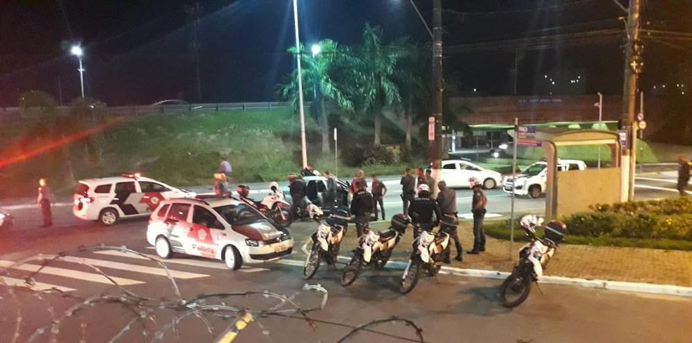 Perseguição policial termina com dois presos após furto em Praia Grande