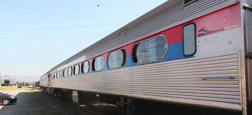 Trem de passageiros entre Santos e São Paulo faz segunda viagem de teste