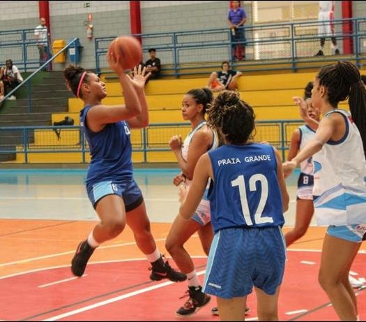 PG tem seletiva de basquete feminino e masculino